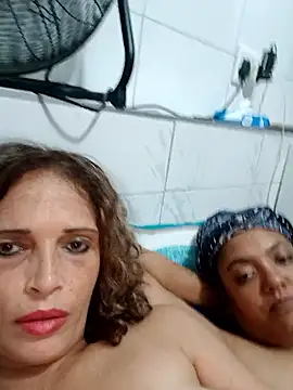 2Juicy_pussy Adlı Modelin Web Kamerası Şovu