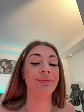 IsabellaEtthanのライブXXXチャット