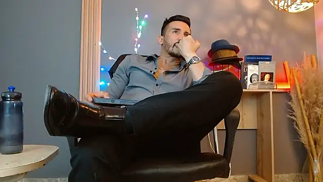 Reiko_85_ Webcamshow