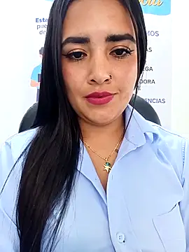 MAYE__13 Chat XXX live