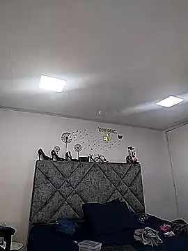 Shantey_Laurent: онлайн-секс-чат