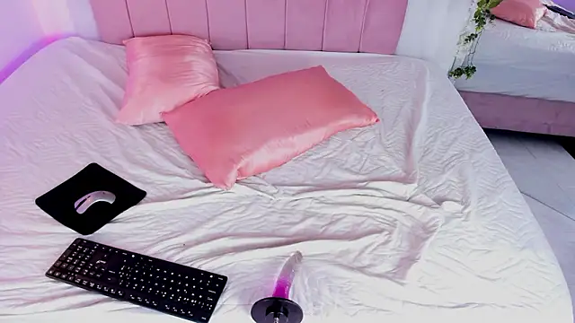 XXX chat uživo modela nicky_bonny18