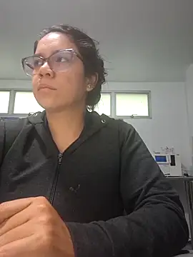 XXX chat uživo modela Aila_Phone