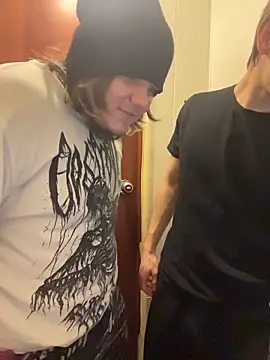 desiredude9 Chat XXX in diretta