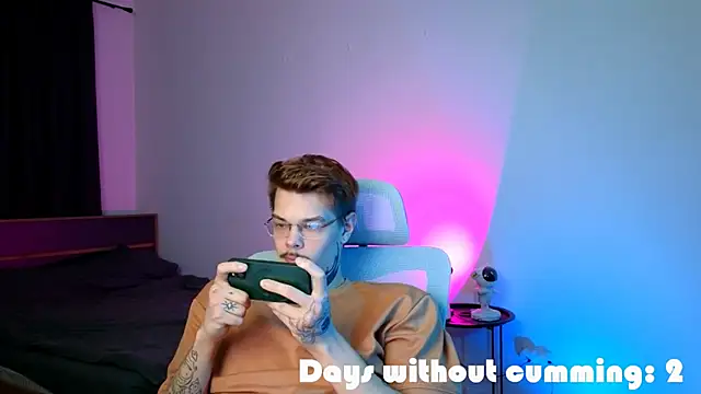 DENIS_HERE webcam show