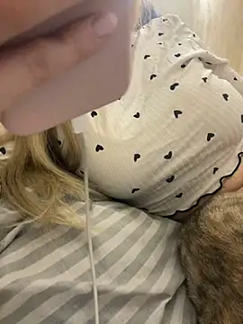 Živý XXX chat Majic_Maffin