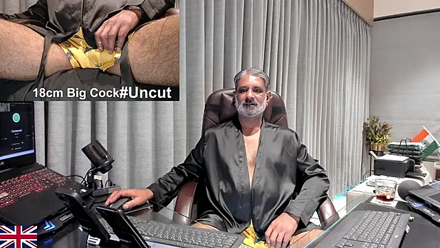 OnlineBossUK Adlı Modelin Web Kamerası Şovu