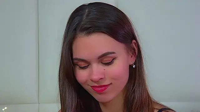 Chat +18 de PollyLanders ao vivo