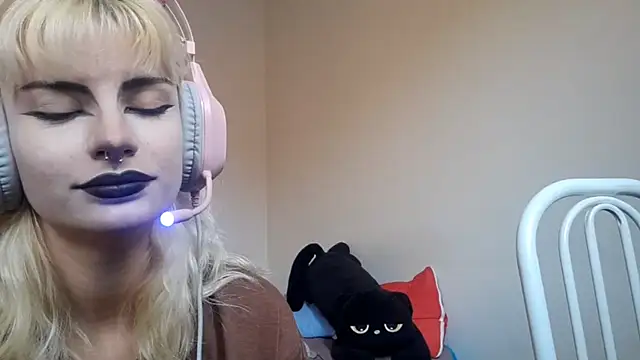 Czat XXX na żywo – JustinCerqueira