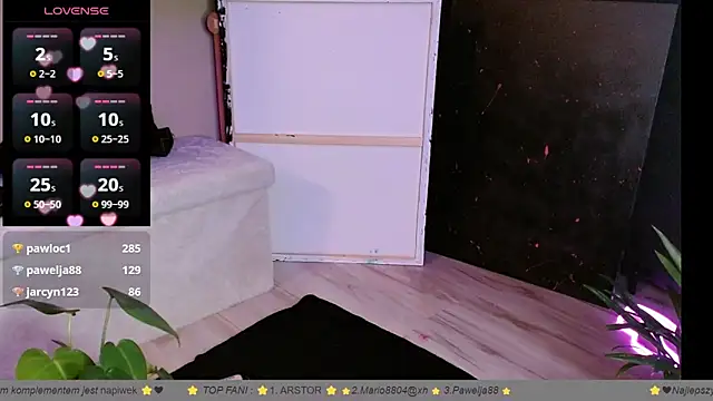 Chat +18 de __Leyla__ ao vivo