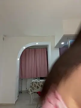 IrisBlues' Live XXX Chat