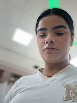 Chat +18 de Kaily_Sweet16 ao vivo