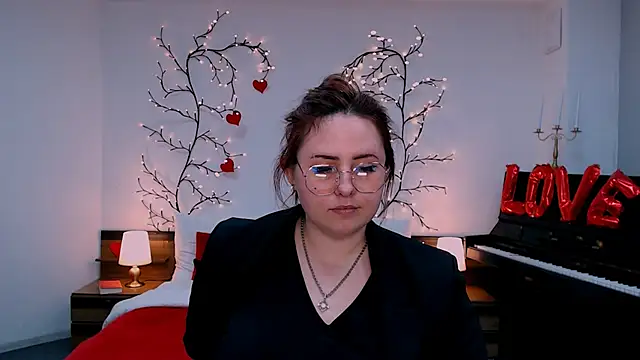 Hennessy_bunny élő XXX-chatje