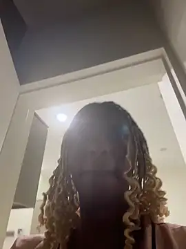 -Myca- Adlı Modelin Canlı XXX Sohbeti