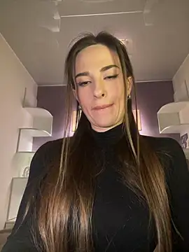 _shadylady_ Adlı Modelin Canlı XXX Sohbeti