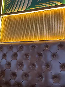 عرض كام Mau_White