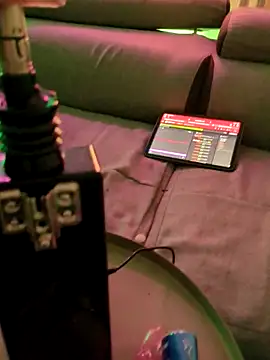 Peanutgirl Live XXX-chat