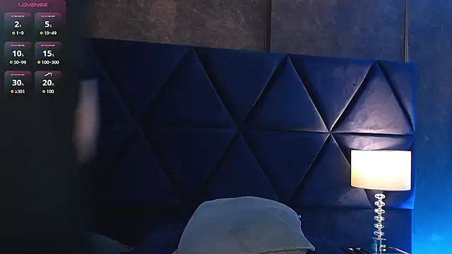 Logan_Woods: вебкам-шоу