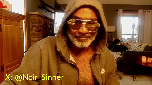 sinnernoir's Live XXX Chat