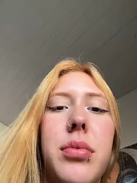 Ayla_wiens' Webcam Show