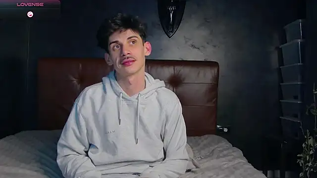 DanielCrush1 网络视讯表演