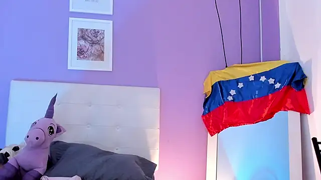 Charlotte11-11 live XXX chat