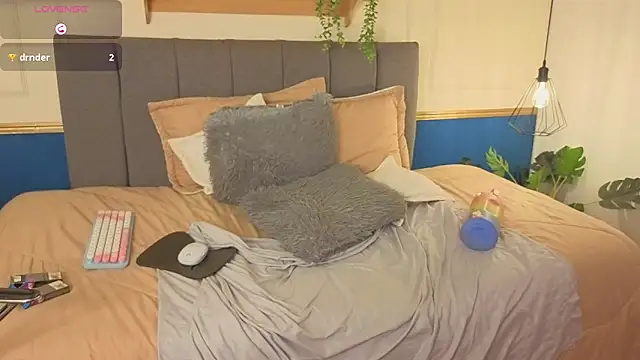 Chat +18 de Selena_Noir ao vivo