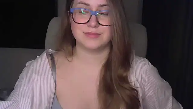 SeasonalSomeone's Live XXX Chat