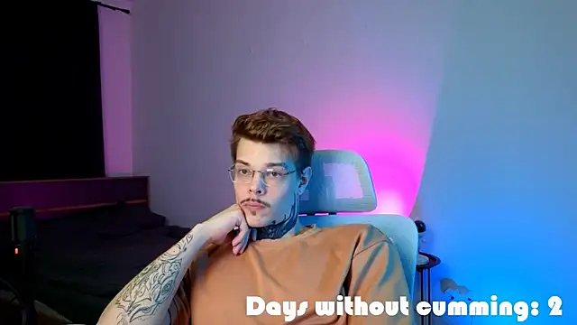 DENIS_HEREのライブXXXチャット