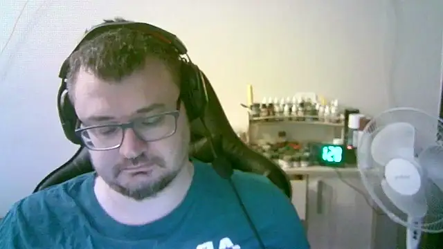 SirAbuser 即時 XXX 聊天