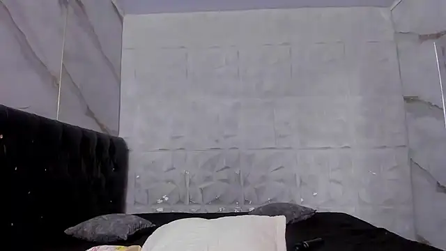 rosalia-04: απευθείας συνομιλία ΧΧΧ