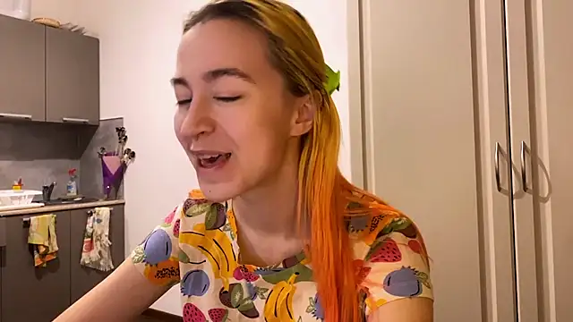 EmilyHein Live XXX Chat