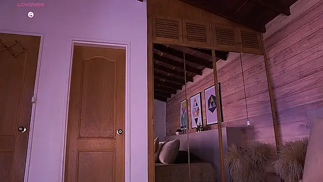 Chat +18 de AmmyScott ao vivo