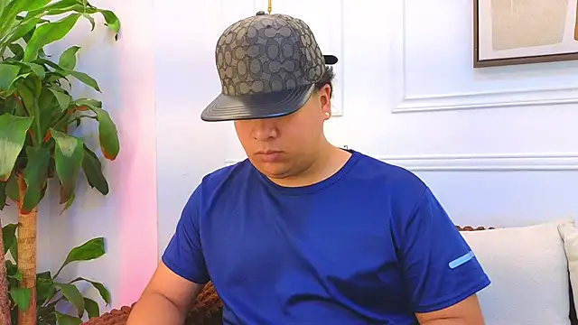 แชท XXX สดของ Naim_Bennetsex