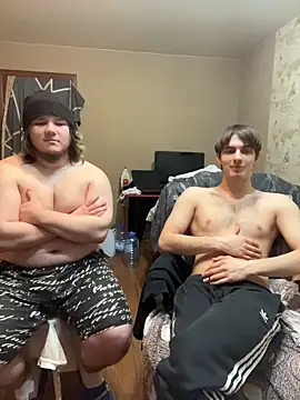 دردشة desiredude9 الجنسية المباشرة