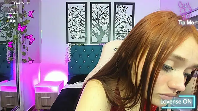 Coralineegp – Kamerová šou