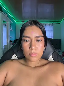 ALANAH_KITTY Live XXX-Chat