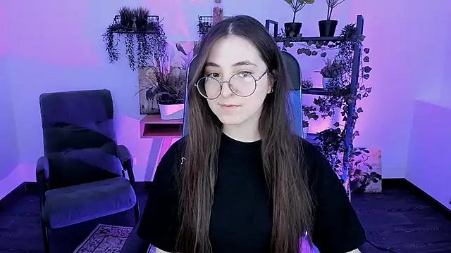 VirtuallVoyant Chat XXX live