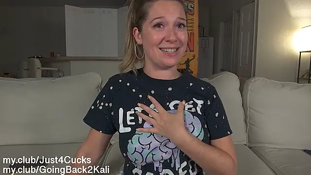 boomboomr00m's Webcam Show