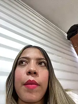 AdaPink_n Live XXX chat