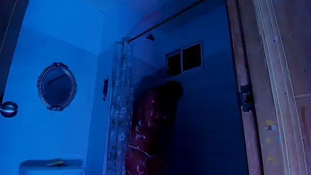 Chatroom XXX en direct de Emily_Coper18