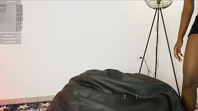 SUM___ Chat XXX in diretta