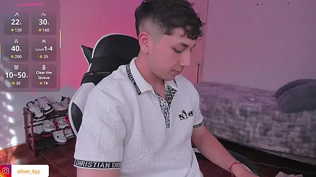 oliver_kyy 现场XXX聊天