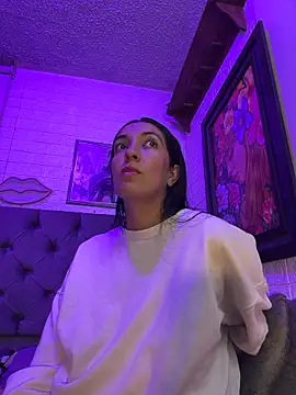 Chatroom XXX en direct de SALOME_KORLAND