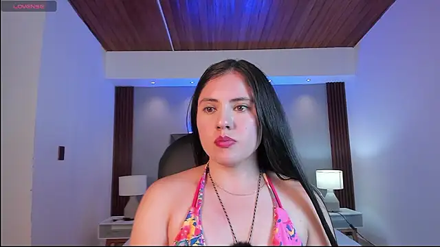 Alicee_BroownnのライブXXXチャット