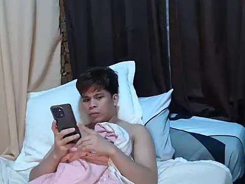 Webkamerová show cumwhat_me