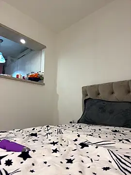 IrisBluesのライブXXXチャット