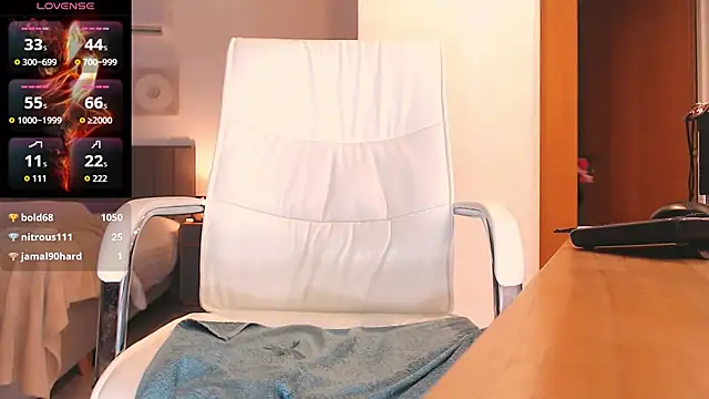 Tilly_Eliot's Live XXX Chat