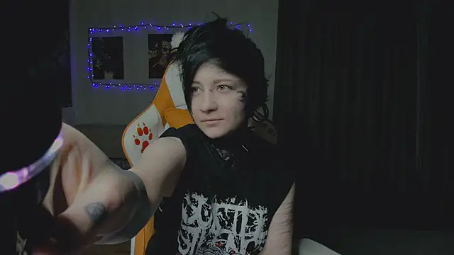 acid_trip1l's Live XXX Chat