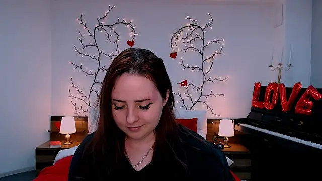 Hennessy_bunny Adlı Modelin Canlı XXX Sohbeti